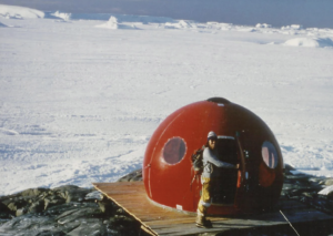 An Antarctic igloo known as an apple
